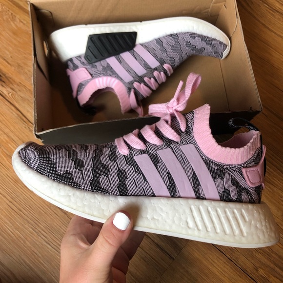 NMD R2 Primeknit - Picture 1 of 2